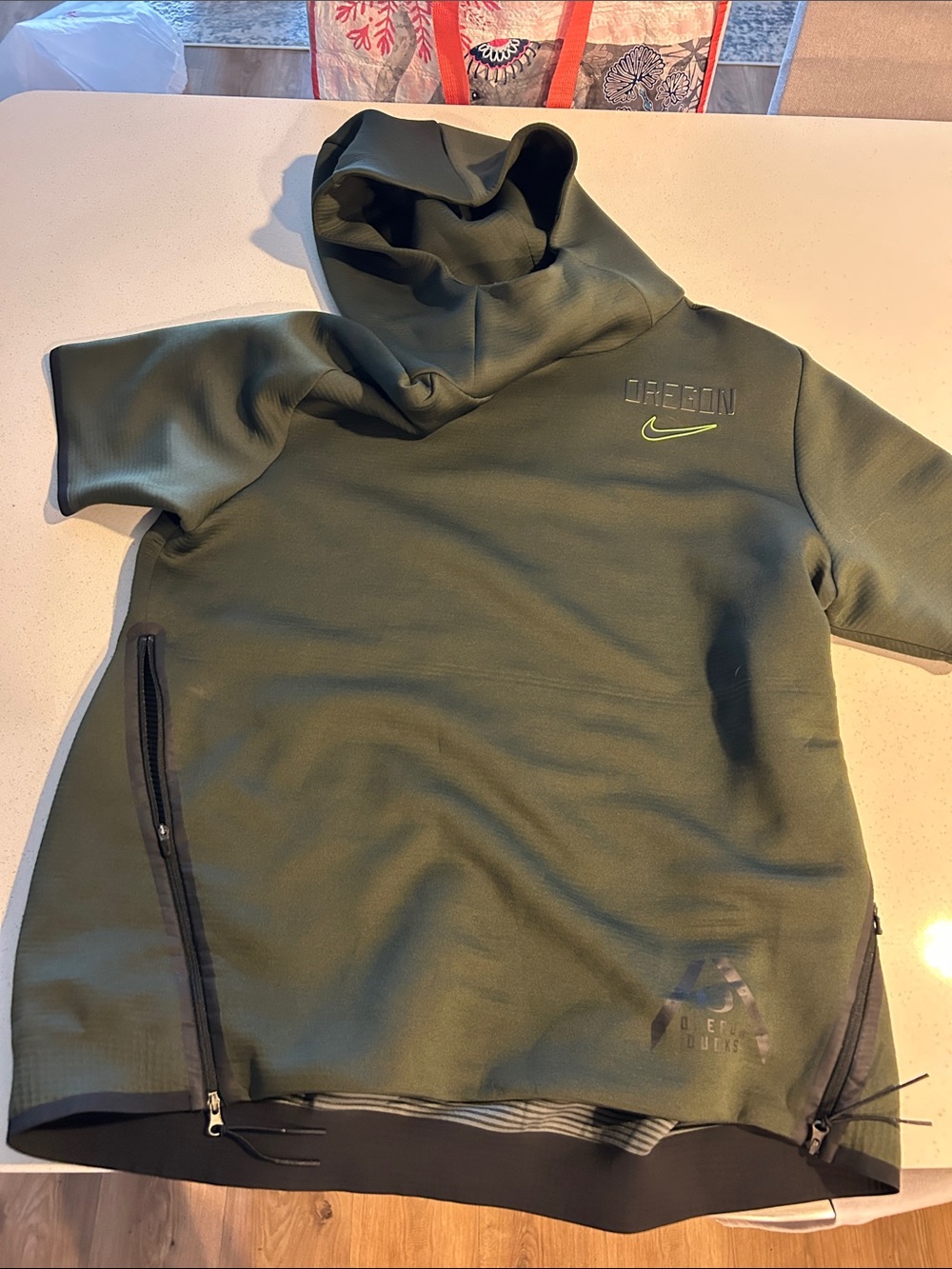 Nike Olive Green Short-Sleeve Hoodie with Neon Swoosh
